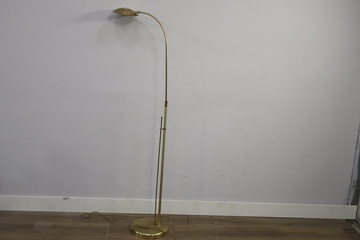 Afbeelding van Gouden vloerlamp met buigbare arm