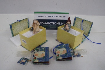 Afbeelding van Set van twee decoratieve beeldjes in box''