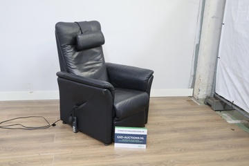 Afbeelding van Prominent Lederen Sta-Op-Stoel, Fauteuil