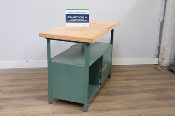 Afbeelding van Werkbank met metalen frame en houten blad