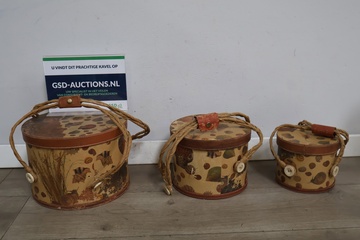 Afbeelding van Set van 3 Vintage Naaidoosjes met Touwhengsels