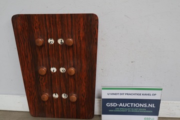 Afbeelding van traditioneel houten handmatige biljart scorebord