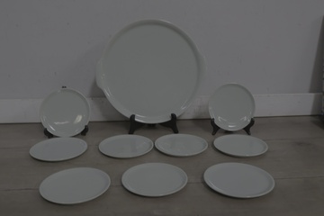 Afbeelding van Wit servies set met borden
