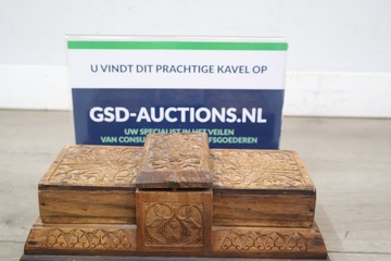 Afbeelding van Indonesische Houtgesneden Kaartenhouder