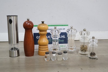 Afbeelding van Mix van diverse peper- en zoutmolens'