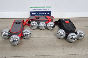 Afbeelding van Drie set van jeu de boules ballen