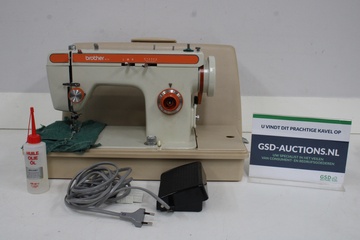 Afbeelding van Brother 674 elektrische naaimachine
