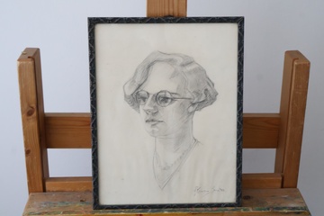 Afbeelding van Potloodtekening portret vrouw met bril