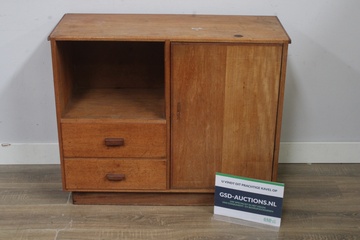 Afbeelding van Vintage Jaren '50 Kastje