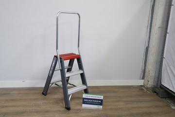 Afbeelding van Aluminium huishoudtrap Altrex