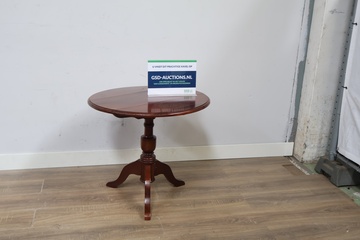 Afbeelding van Rond houten tafeltje