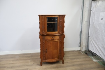 Afbeelding van Antieke houten vitrinekast