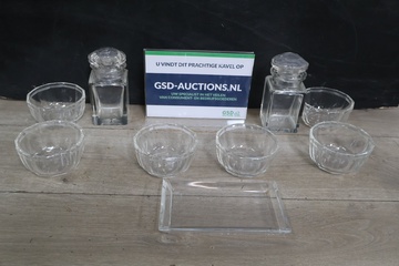 Afbeelding van Set glazen schaaltjes en potjes''