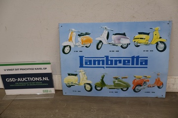Afbeelding van Lambretta metalen wandbord met scooter afbeeldingen