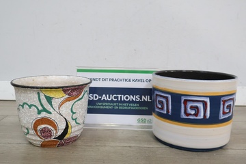Afbeelding van Set van twee decoratieve bloempotten