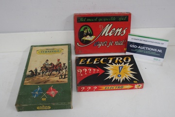Afbeelding van Bordspellen Stratego, Mens erger je niet en Electro