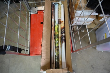 Afbeelding van Doos met buiten posters 