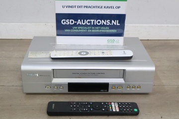 Afbeelding van Philips VR140 Videorecorder met afstandsbedieningen