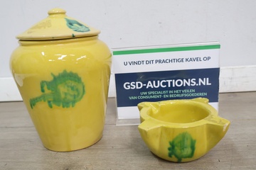Afbeelding van Gele keramische pot met deksel en asbak