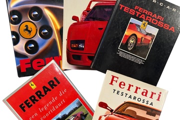 Afbeelding van Autoboek en 5 Ferrari boeken