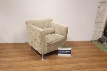 Afbeelding van Cristian - Beige stoffen fauteuil'