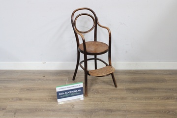 Afbeelding van Antieke Thonet kinderstoel