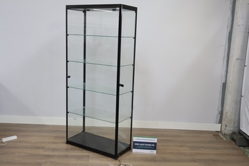 Afbeelding van Glazen vitrinekast met zwart frame