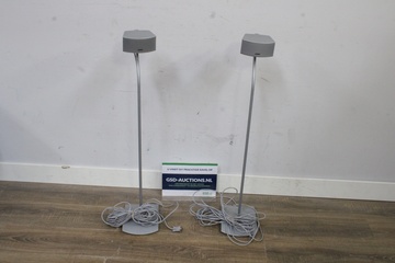 Afbeelding van Set van twee Bose luidsprekers op standaards