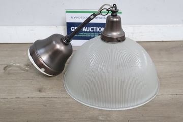 Afbeelding van Hanglamp met glazen kap''