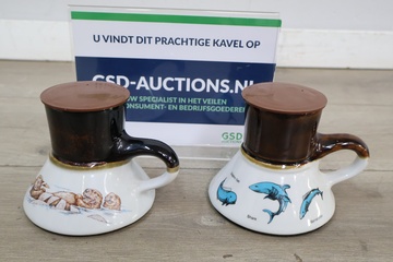 Afbeelding van Set van 2 keramische mokken met zeedieren decoratie''