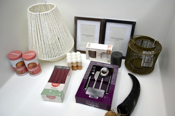 Afbeelding van 4x Mystery Wonen & decoratie Box XL met 50 items (200 stuks)