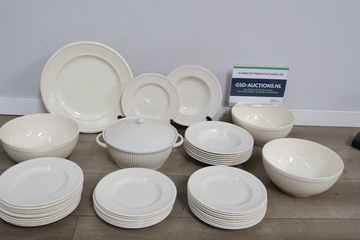 Afbeelding van Groot Wedgwood Windsor Servies