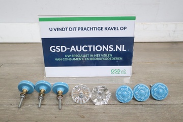 Afbeelding van Set decoratieve meubelknoppen en grepen