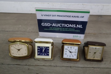 Afbeelding van Set van vier vintage reisklokjes