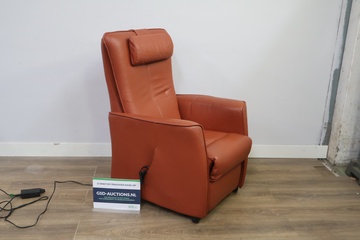Afbeelding van Elektrische oranje leren relexfauteuil
