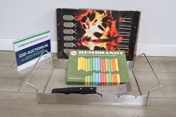 Afbeelding van Art supplies en barbecue accessoire