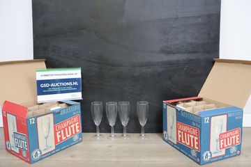 Afbeelding van Set champagnefluiten in dozen'