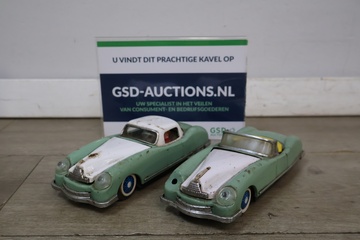 Afbeelding van Set van 2 vintage metalen speelgoedauto's