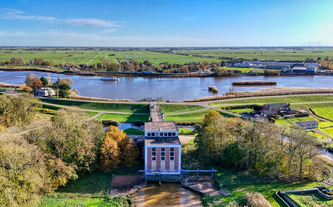 Gemaal Abraham Kroes aan de Hollandsche IJssel, met een drone gefotografeerd.