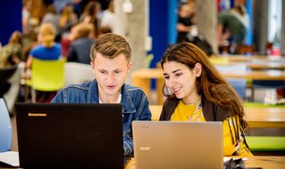 internationale-studenten-in-aula