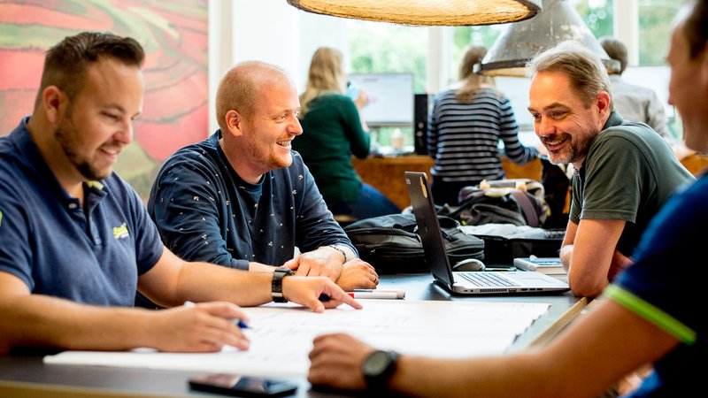 Deeltijdstudenten bij Hogeschool Van Hall Larenstein aan het werk