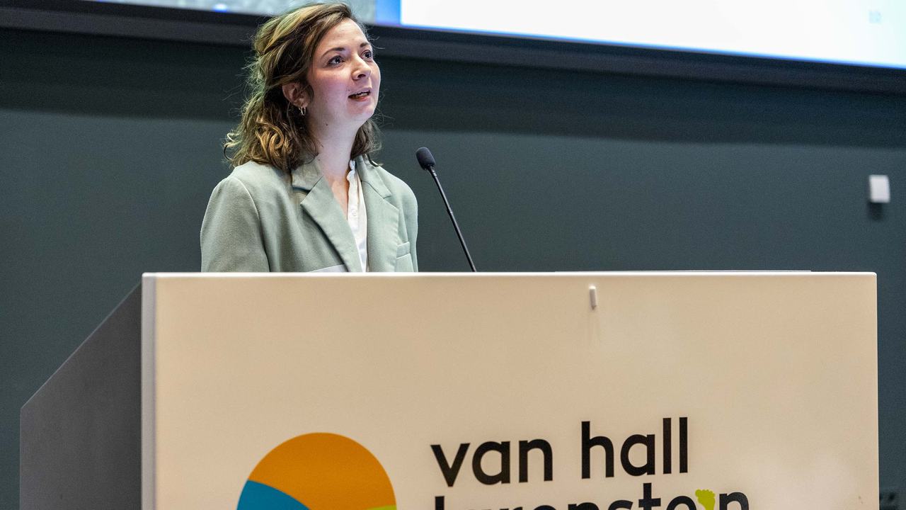 Doreen Verbakel presenteert