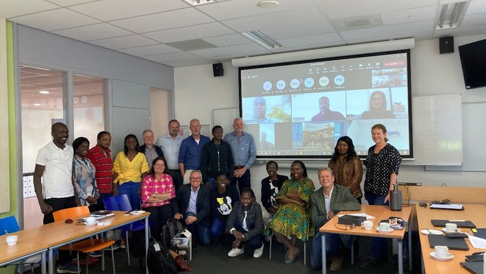 Vertegenwoordiging projectpartners bij de start van het Forqlab project in juli 2022