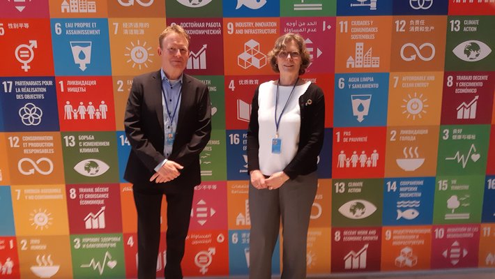 Lector Peter van der Maas en lector Jantsje van Loon-Steensma