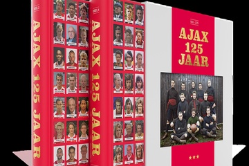 Afbeelding van Gesigneerd '125 jaar Ajax' jubileumboek