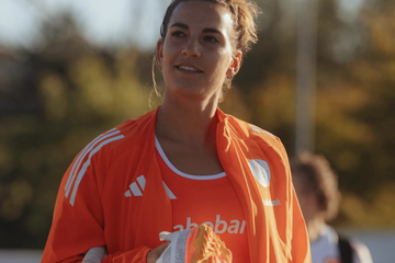 Afbeelding van Het gesigneerde WK shirt 2026 van kampioen Fréderique Matla