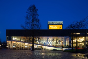 Afbeelding van Exclusieve curatorrondleiding door de Kunsthal (15 personen)