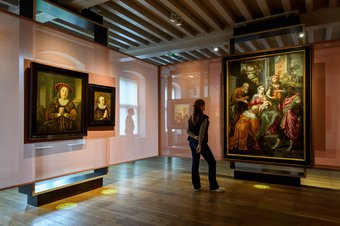 Tentoonstelling Ode aan Antwerpen waarin onder ander werk van Rubens, Hendrick de Clerck en Jacob Jordaens te zien is.
