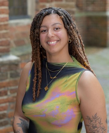 Portret Zenzy Blindeling - foto Femke Lockefeer