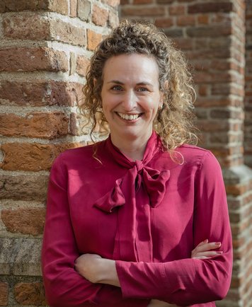 Portret van directeur Josien Paulides - foto: Femke Lockefeer